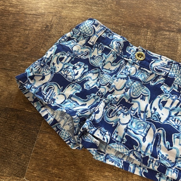 Lilly Pulitzer Get Trunky Blue Elephant shorts - Picture 3 of 4